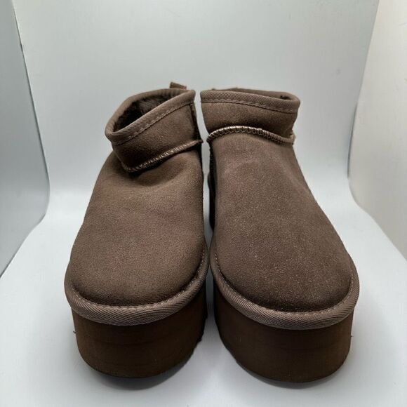 CUSHIONAIRE Women's Genuine Suede pull platform boot +Memory Foam 8 WIDE TAUPE - Picture 2 of 7